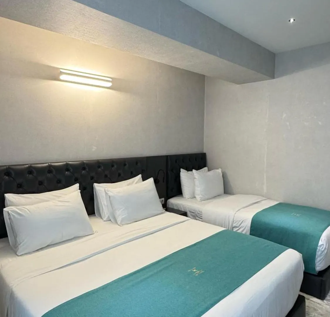M11T Hotel Tbilisi 5*,
