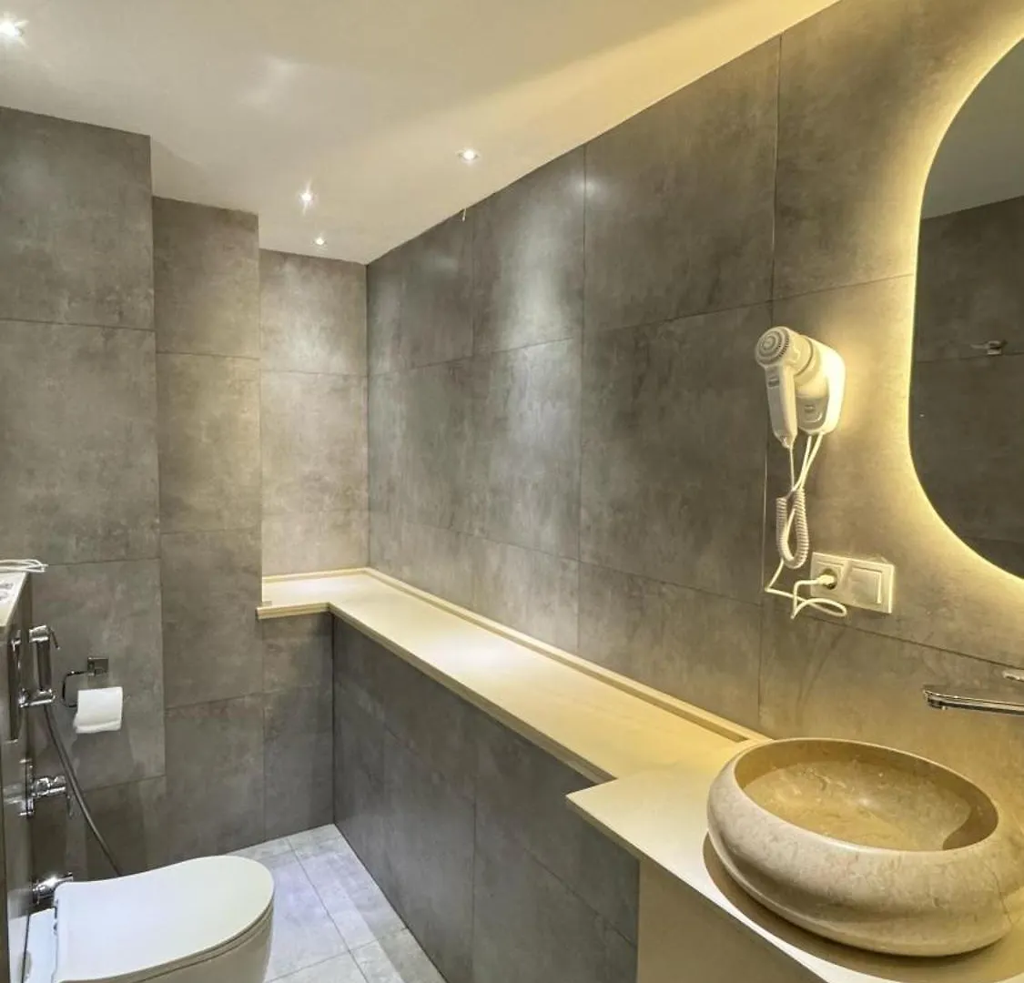 M11T Hotel Tbilisi 5*,
